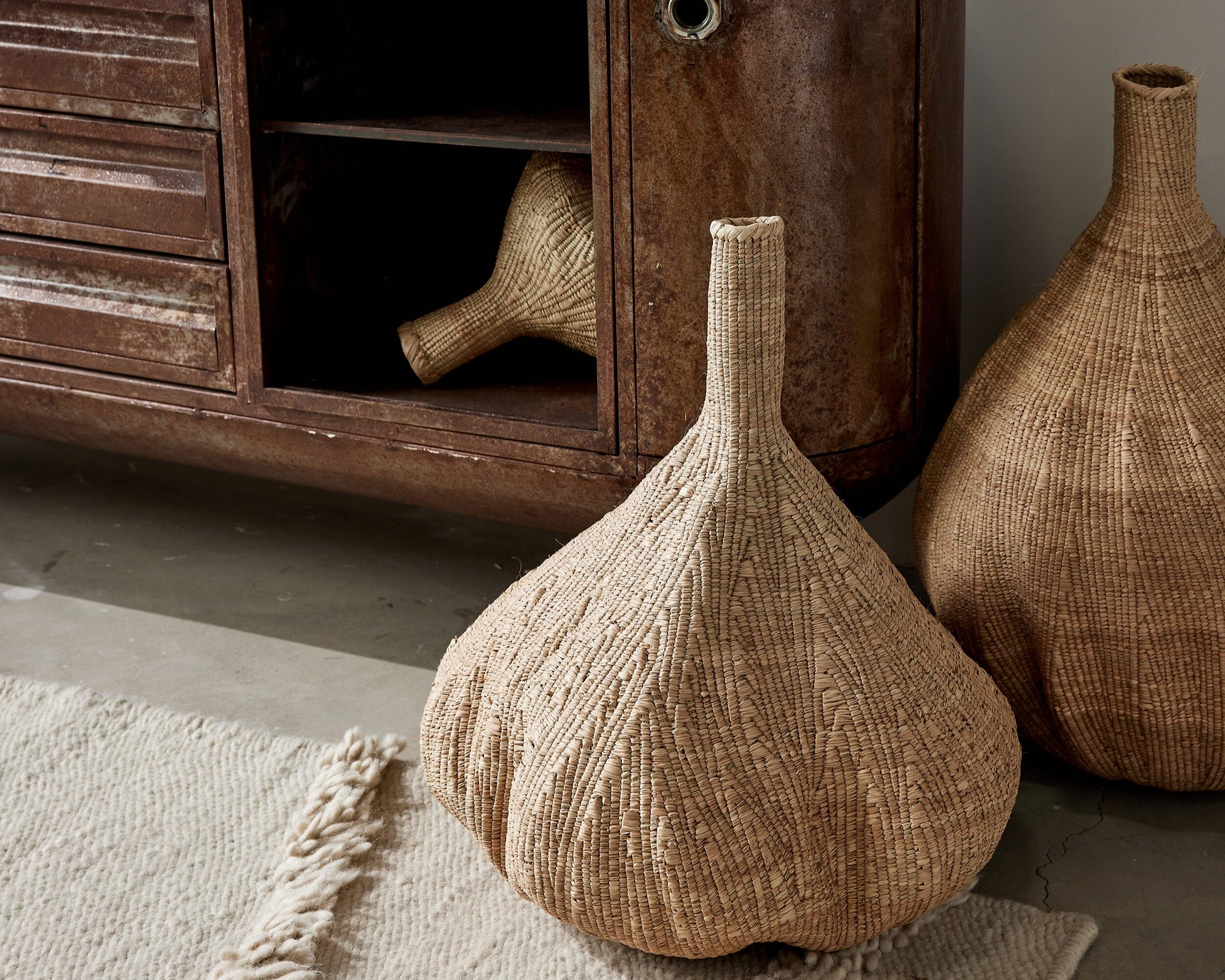 Long-Necked Ilala Garlic Gourd Basket - Atlas & Kiln