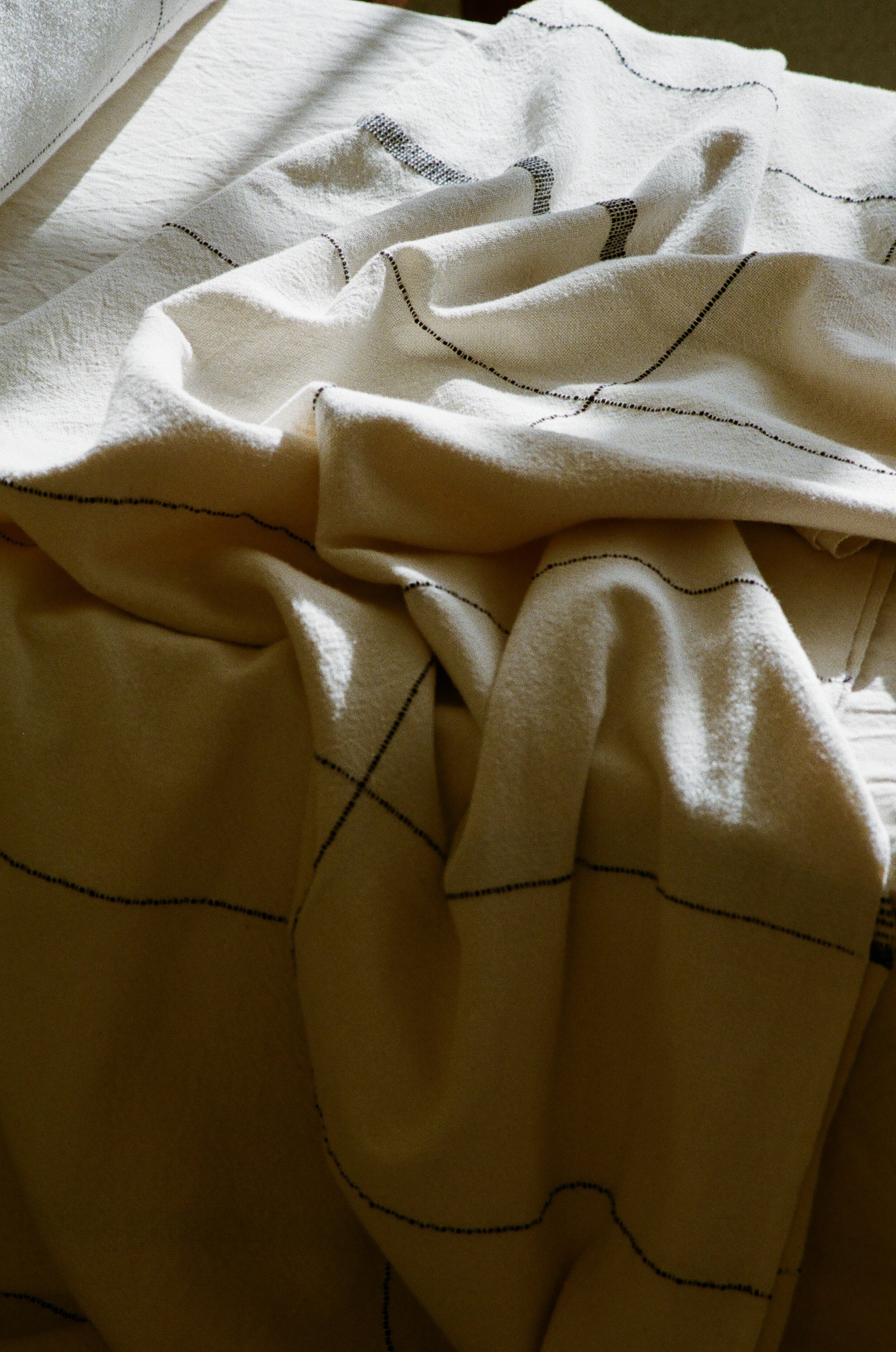 Nadi Hand-Loomed Cotton Throw - Atlas & Kiln