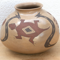 Hand-Painted Mata Ortiz Chihuahuan Pot